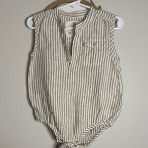 Banana republic baby Striped Sleeveless Baby Romper bubble 18-24 m